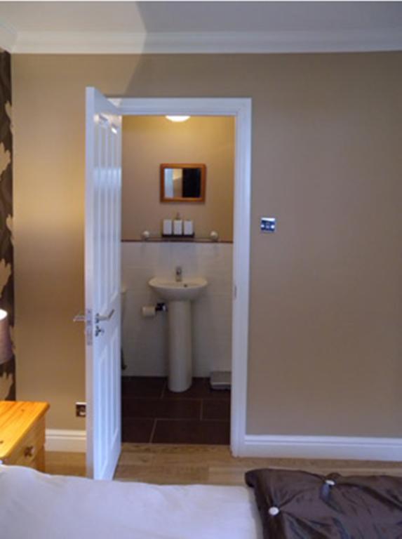 Ben Arthur'S Bothy Luxury Flat Arrochar Szoba fotó